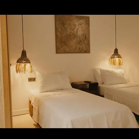 No908 Sunset Bar Otel