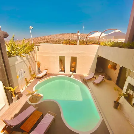 No908 Sunset Bar Otel