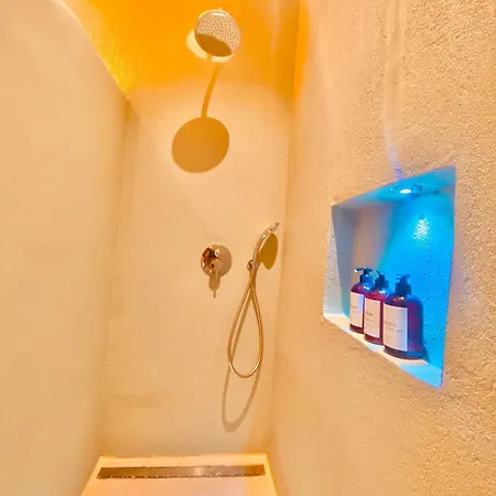 No908 Sunset Bar Otel Çeşme