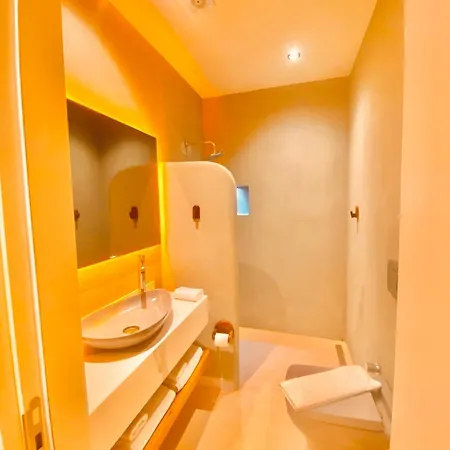 Otel No908 Sunset Bar