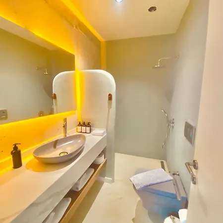 No908 Sunset Bar Otel Çeşme