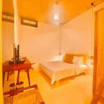 No908 Sunset Hotel *