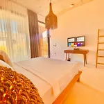 No908 Sunset Hotel Çeşme