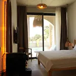 No908 Sunset Hotel *