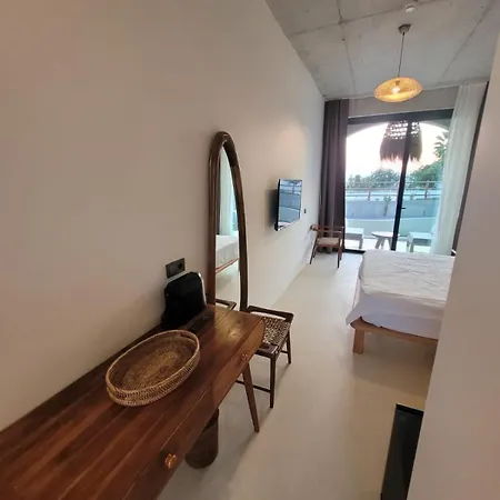 No908spabar Hotel