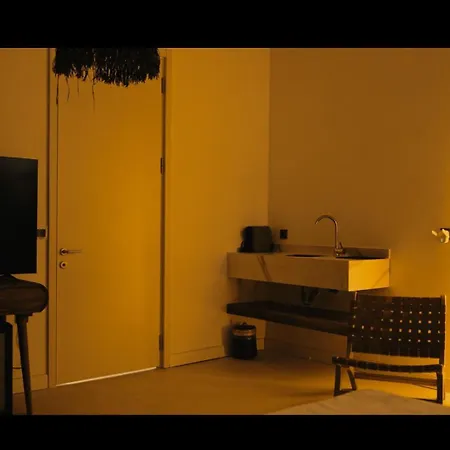 מלון No908 Sunset Bar *