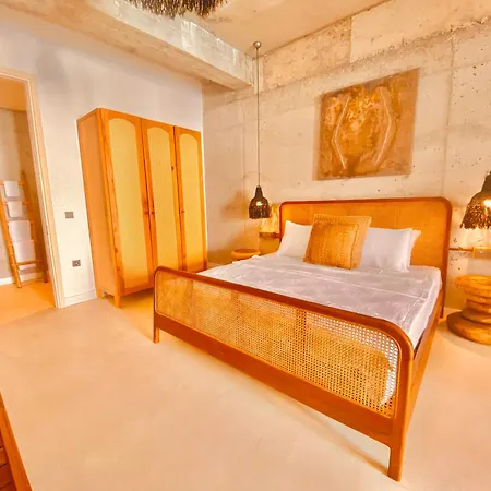 No908 Sunset Bar فندق Çeşme