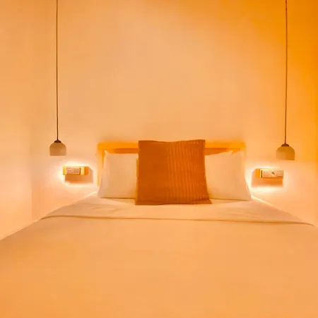 מלון No908 Sunset Bar