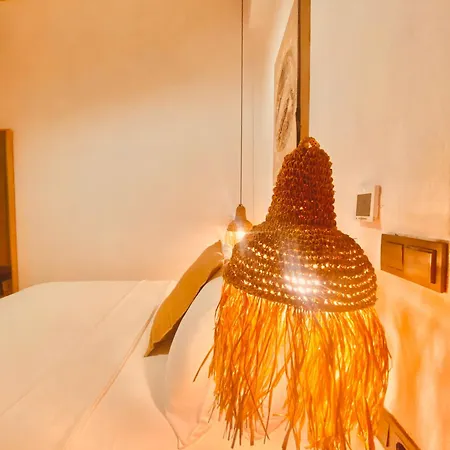 מלון No908 Sunset Bar Çeşme