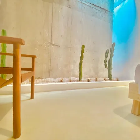 No908 Sunset Bar מלון