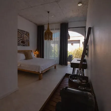 No908 Sunset Hotel *