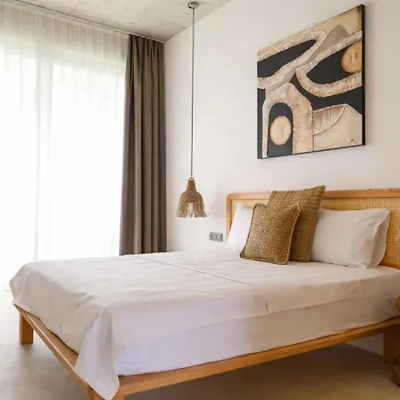 No908 Sunset Hotel *