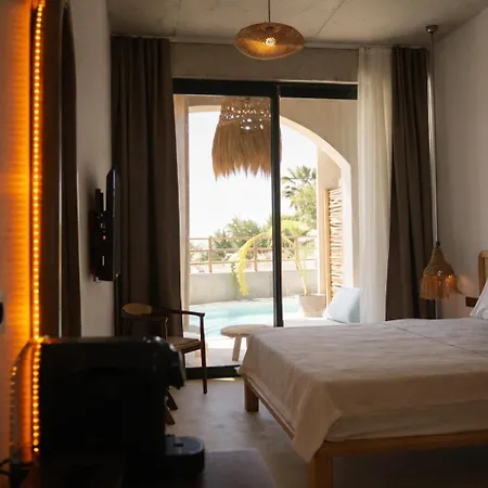 No908 Sunset Hotel Çeşme