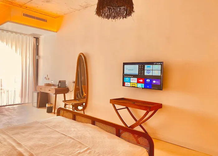 No908 Sunset Otel