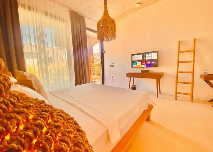 No908 Sunset Otel Çeşme