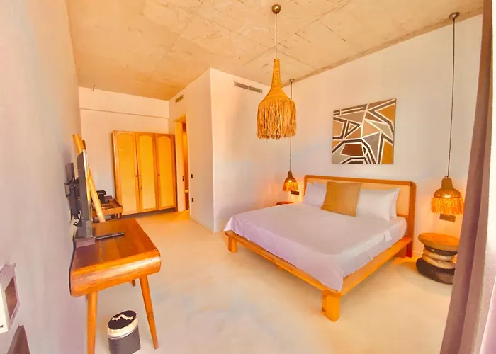 No908 Sunset Otel *
