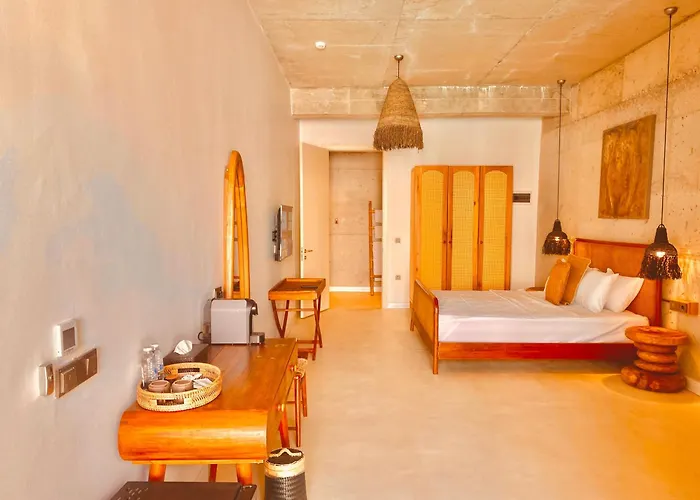 No908 Sunset Otel