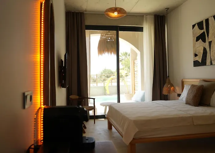 No908 Sunset Otel *